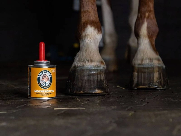 Olej do kopyt Doctor Horse Mocne kopyta